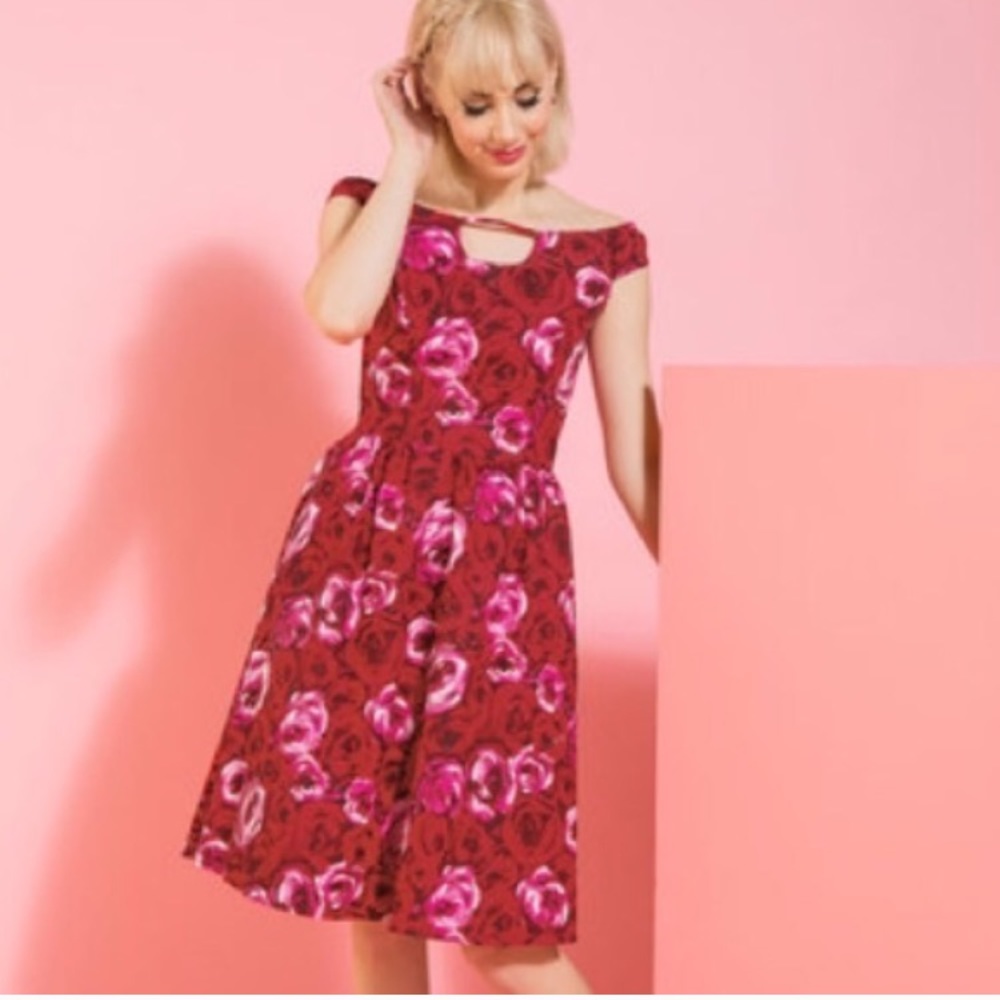 Modcloth Date of Importance Dress L